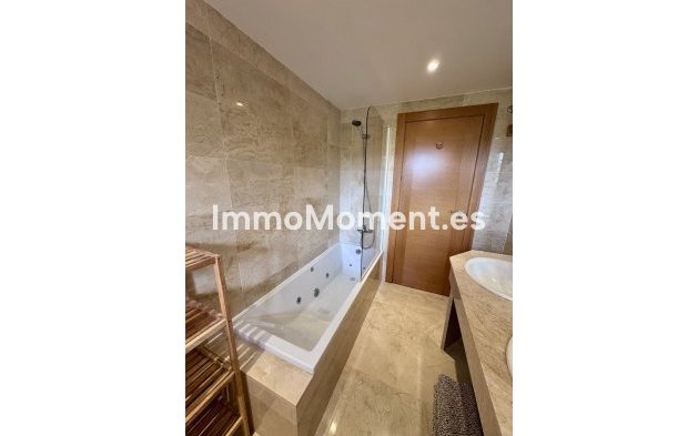 Wiederverkauf - Wohnung - Marbella - Elviria