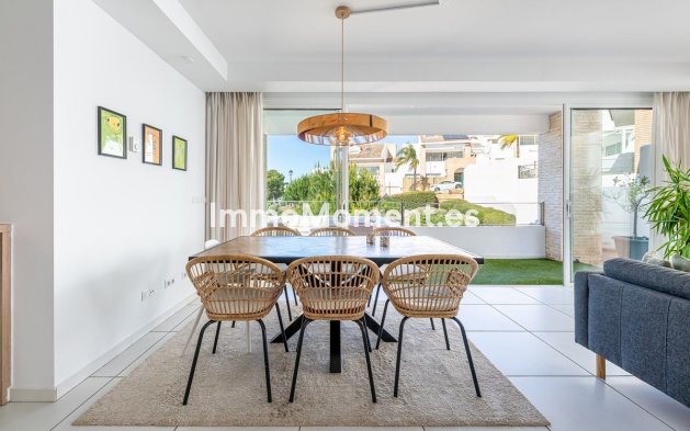 Wiederverkauf - Freistehende Villa - Benalmadena - Torremuelle
