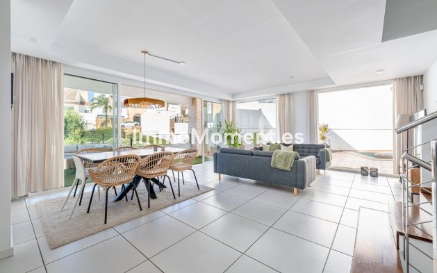 Wiederverkauf - Freistehende Villa - Benalmadena - Torremuelle