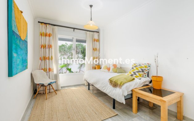 Bestaande woning - Appartement - Binnenland  - Alhaurín Golf