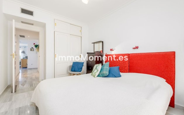 Bestaande woning - Appartement - Binnenland  - Alhaurín Golf