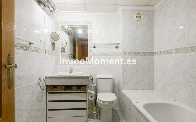 Wiederverkauf - Wohnung - Marbella - Costabella