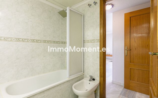 Wiederverkauf - Wohnung - Marbella - Costabella