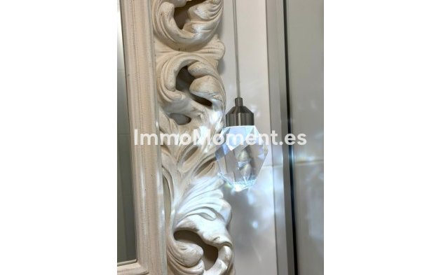 Revente - Appartement - Marbella - Nueva Andalucía