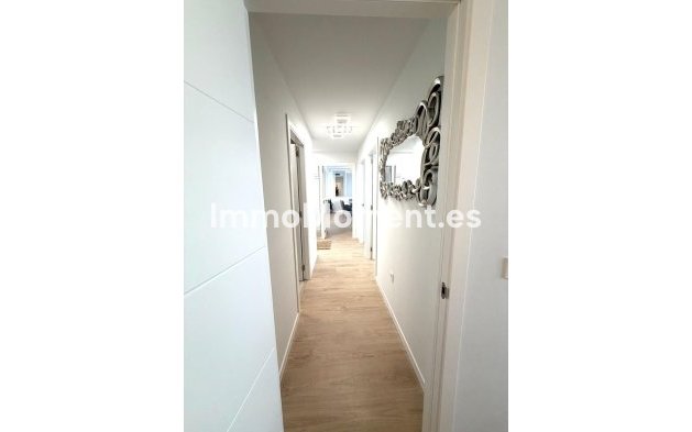 Revente - Appartement - Marbella - Nueva Andalucía