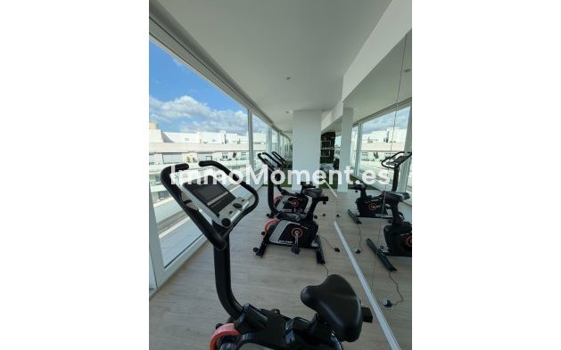 Revente - Appartement - Marbella - Nueva Andalucía