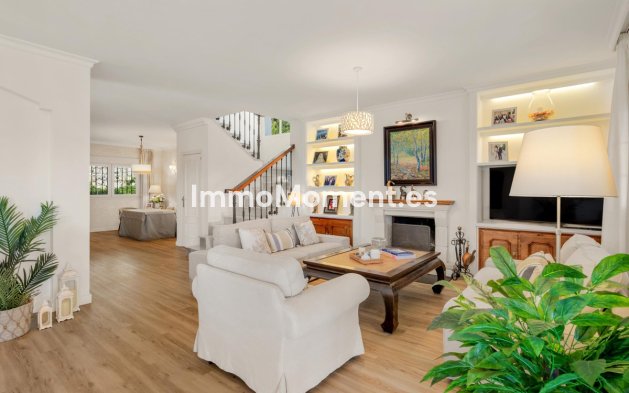 Wiederverkauf - Freistehende Villa - Estepona  - Estepona Centro