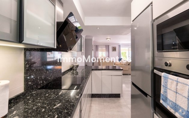 Resale - Townhouse - Marbella - Nueva Andalucía