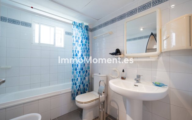 Resale - Townhouse - Marbella - Nueva Andalucía