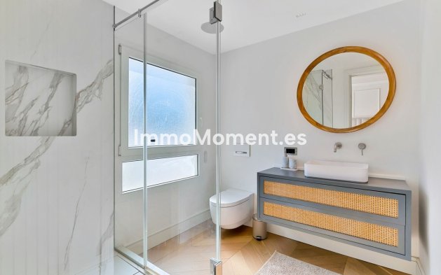 Wiederverkauf - Freistehende Villa - Marbella - Marbella Centro