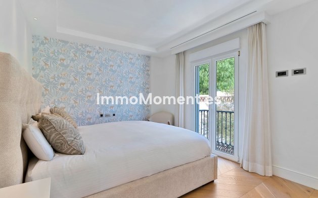 Wiederverkauf - Freistehende Villa - Marbella - Marbella Centro