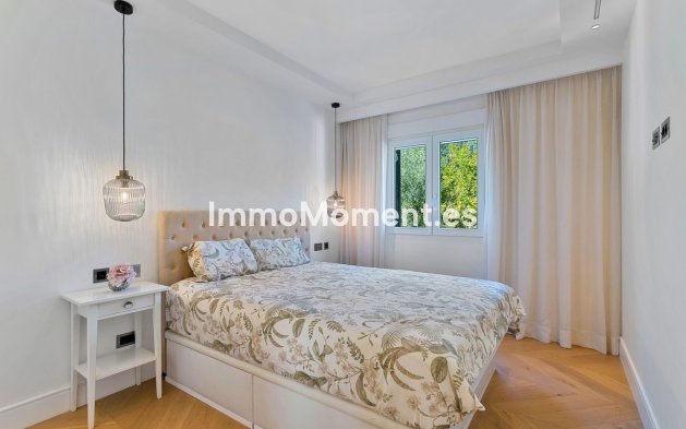 Wiederverkauf - Freistehende Villa - Marbella - Marbella Centro