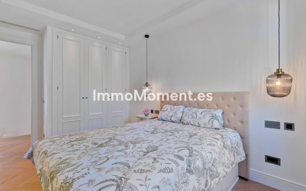 Wiederverkauf - Freistehende Villa - Marbella - Marbella Centro