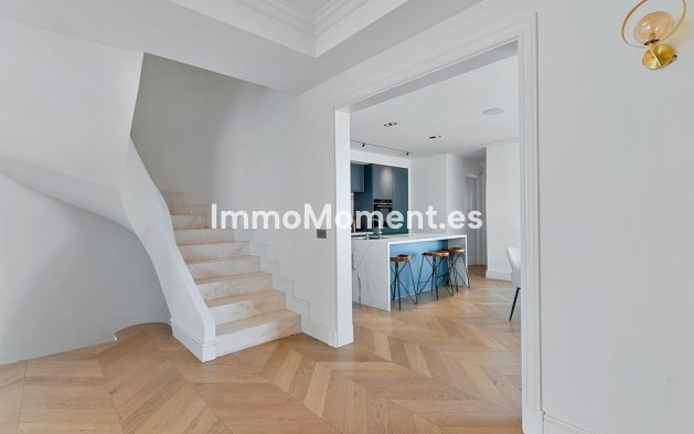 Wiederverkauf - Freistehende Villa - Marbella - Marbella Centro