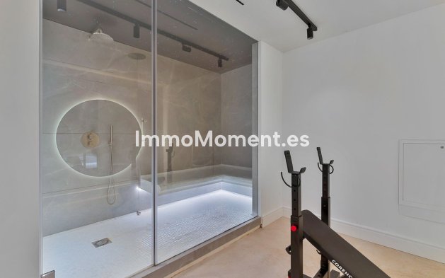 Wiederverkauf - Freistehende Villa - Marbella - Marbella Centro