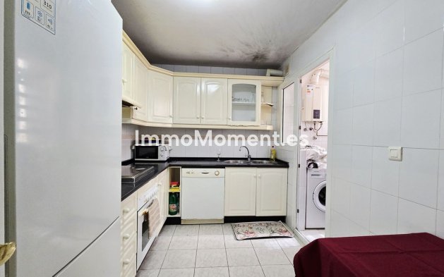 Wiederverkauf - Wohnung - Marbella - Nueva Andalucía