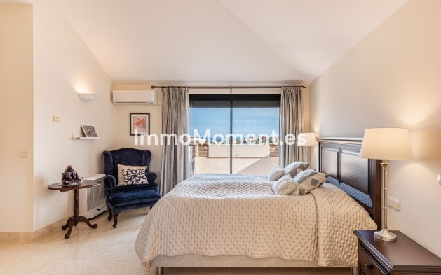 Resale - Apartment - Benahavís - Benahavís Centro
