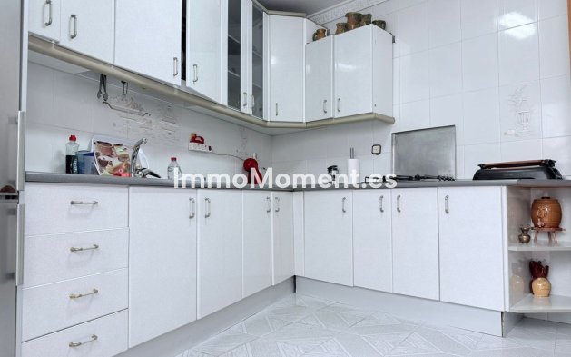 Resale - Townhouse - Inland  - Coín