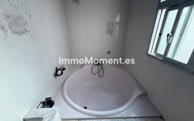 Resale - Townhouse - Inland  - Coín