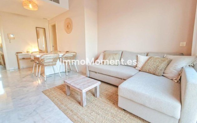 Wiederverkauf - Wohnung - Estepona  - Valle Romano