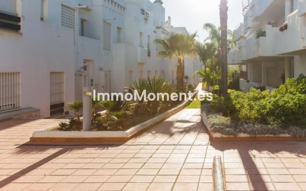 Wiederverkauf - Wohnung - Estepona  - Valle Romano