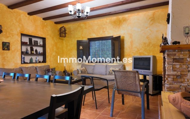 Revente - Maison de campagne - Intérieur                       - Alora