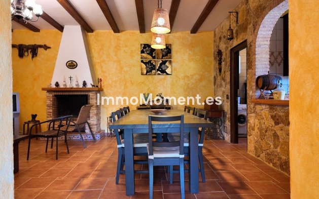 Revente - Maison de campagne - Intérieur                       - Alora