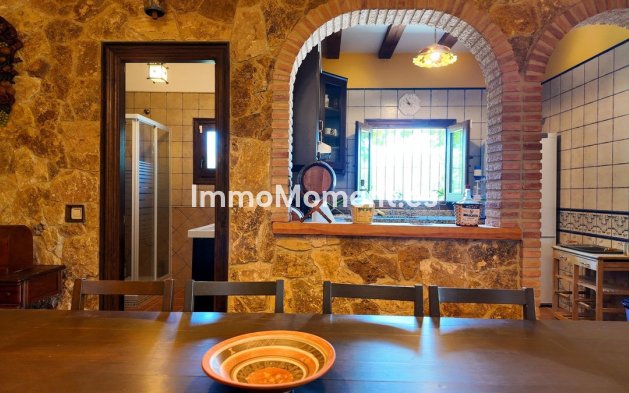 Revente - Maison de campagne - Intérieur                       - Alora