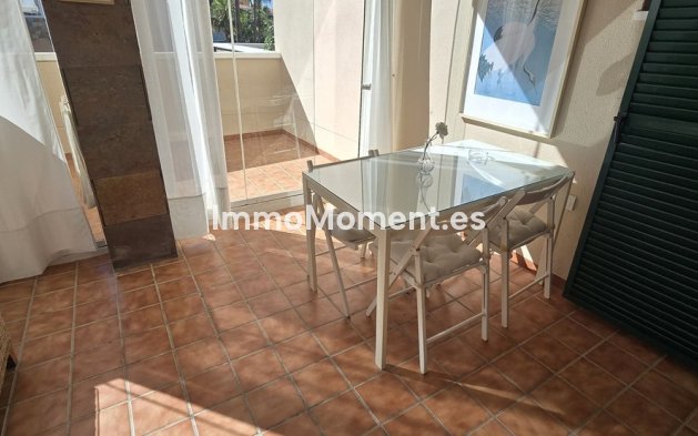 Resale - Apartment - Fuengirola - Higueron