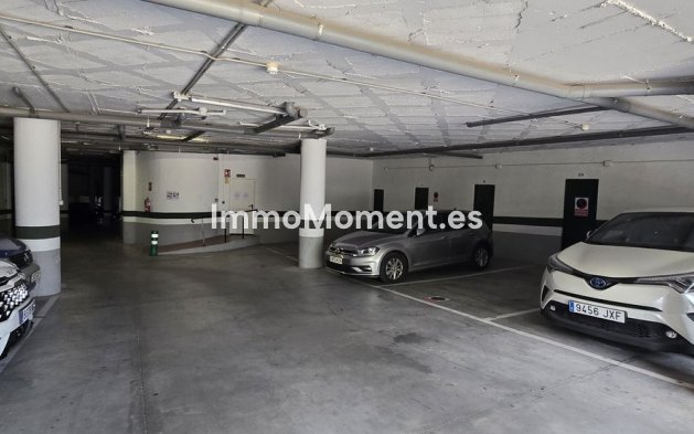 Resale - Apartment - Fuengirola - Higueron