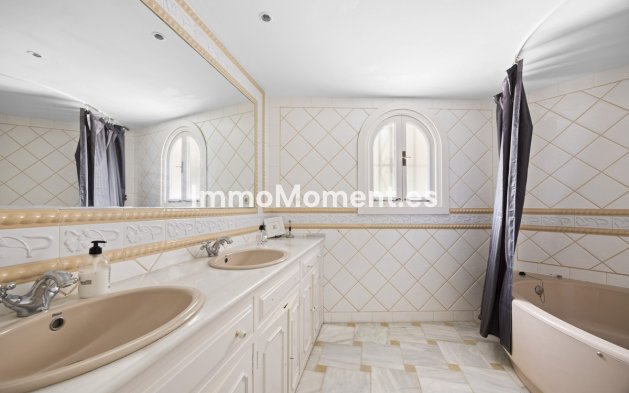 Resale - Detached villa - Benahavís - Benahavís Centro