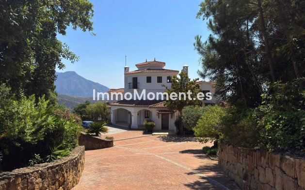 Resale - Detached villa - Benahavís - La Zagaleta
