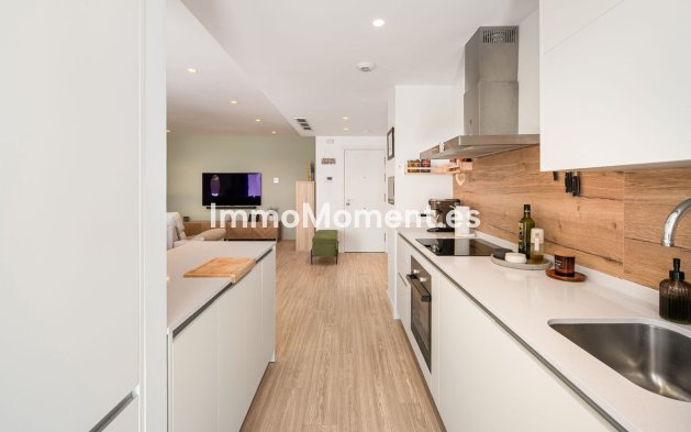 Revente - Appartement - Estepona  - Estepona Centro