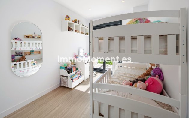 Revente - Appartement - Estepona  - Estepona Centro