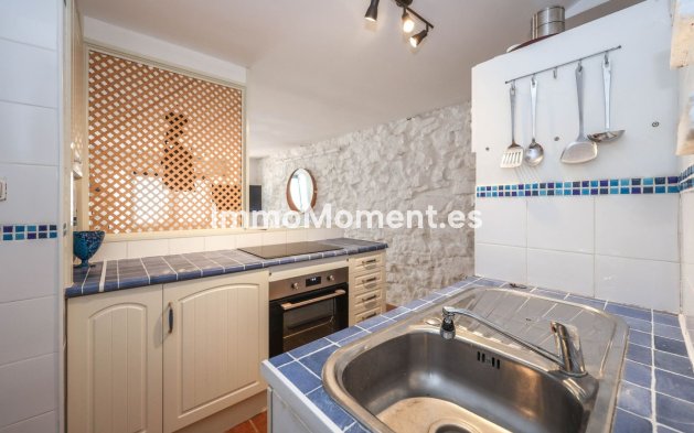 Bestaande woning - Rijtjeshuis - Binnenland  - Guaro