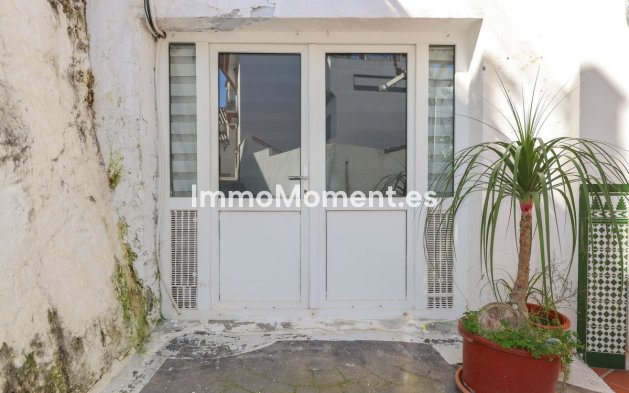 Bestaande woning - Rijtjeshuis - Binnenland  - Guaro