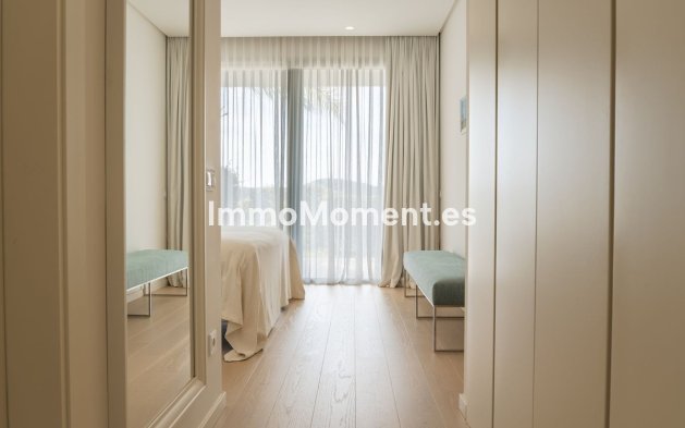 Resale - Apartment - Benahavís - Benahavís Centro