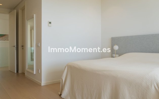 Resale - Apartment - Benahavís - Benahavís Centro