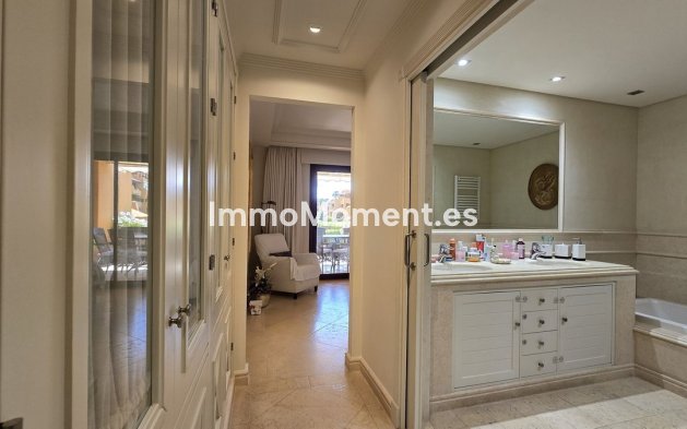 Revente - Appartement - Estepona  - Estepona Centro