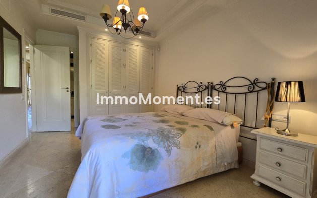 Revente - Appartement - Estepona  - Estepona Centro