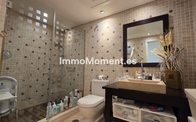 Revente - Appartement - Estepona  - Estepona Centro