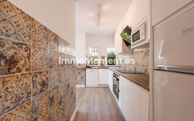 Bestaande woning - Appartement - Estepona  - Benamara