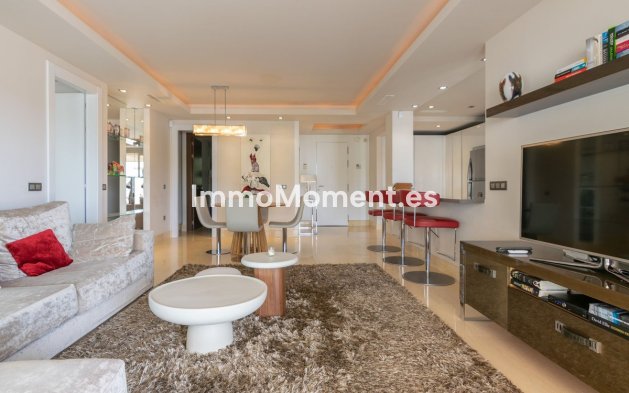 Resale - Apartment - Benahavís - Benahavís Centro