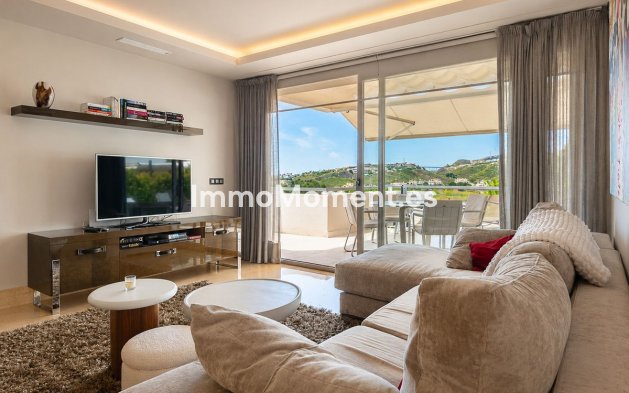 Resale - Apartment - Benahavís - Benahavís Centro