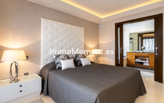 Resale - Apartment - Benahavís - Benahavís Centro