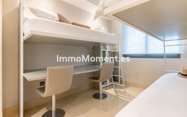Resale - Apartment - Benahavís - Benahavís Centro