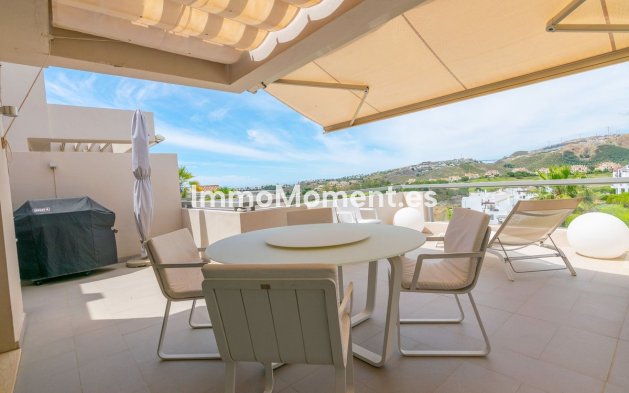 Resale - Apartment - Benahavís - Benahavís Centro