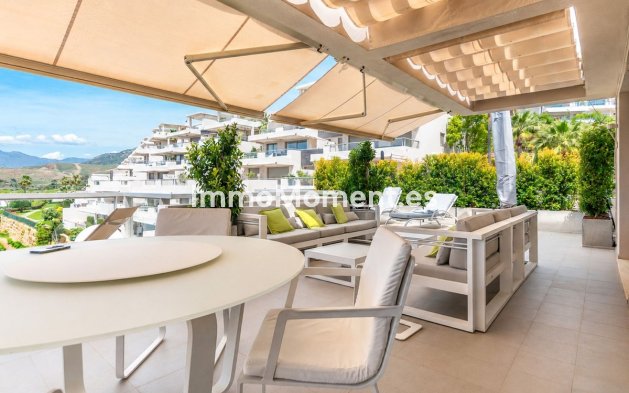 Resale - Apartment - Benahavís - Benahavís Centro