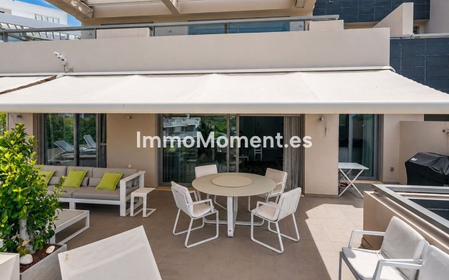 Resale - Apartment - Benahavís - Benahavís Centro