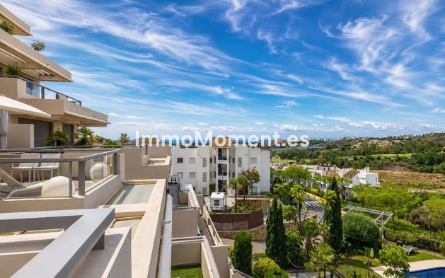 Resale - Apartment - Benahavís - Benahavís Centro